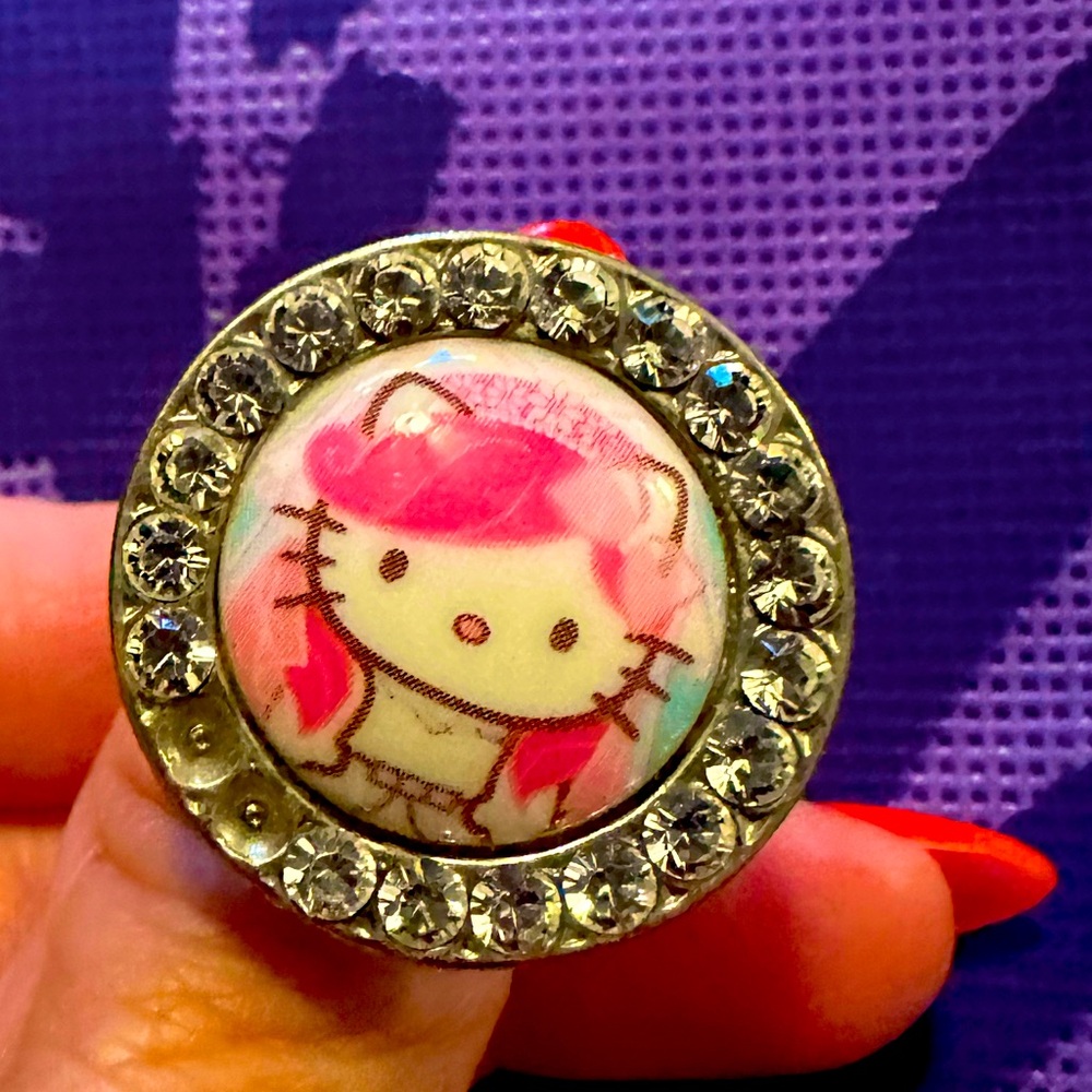 Tarina Tarantino *RARE* Y2K Hello Kitty Bridal Ring **MISSING STONES!!!!-**